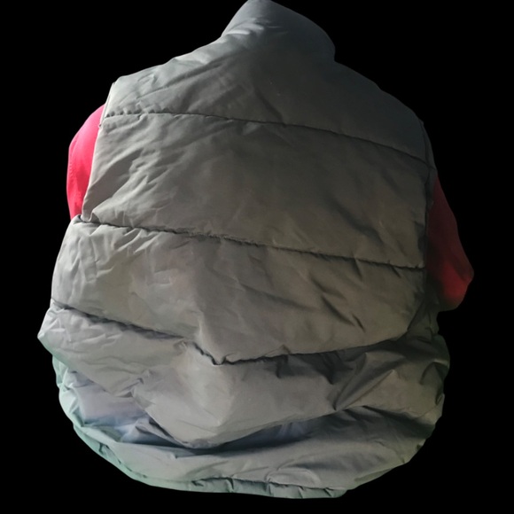 Men's Canada weather gear Gray and Red Puffer Jacket - Picture 3 of 3